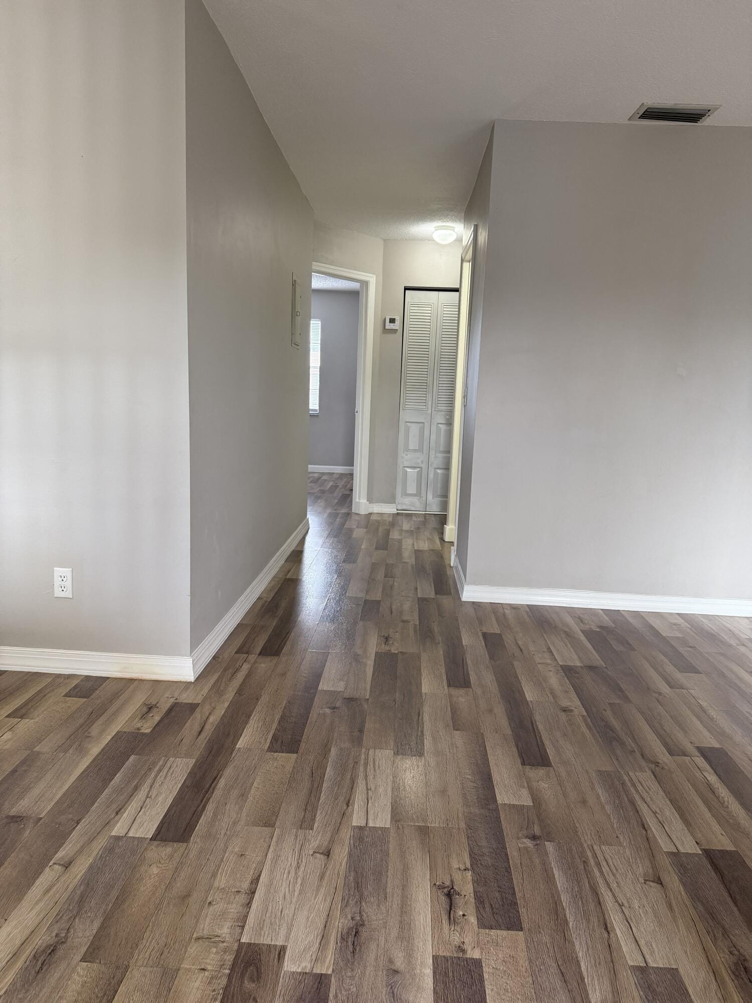 1409 LAKE Avenue 6 — photo 3
