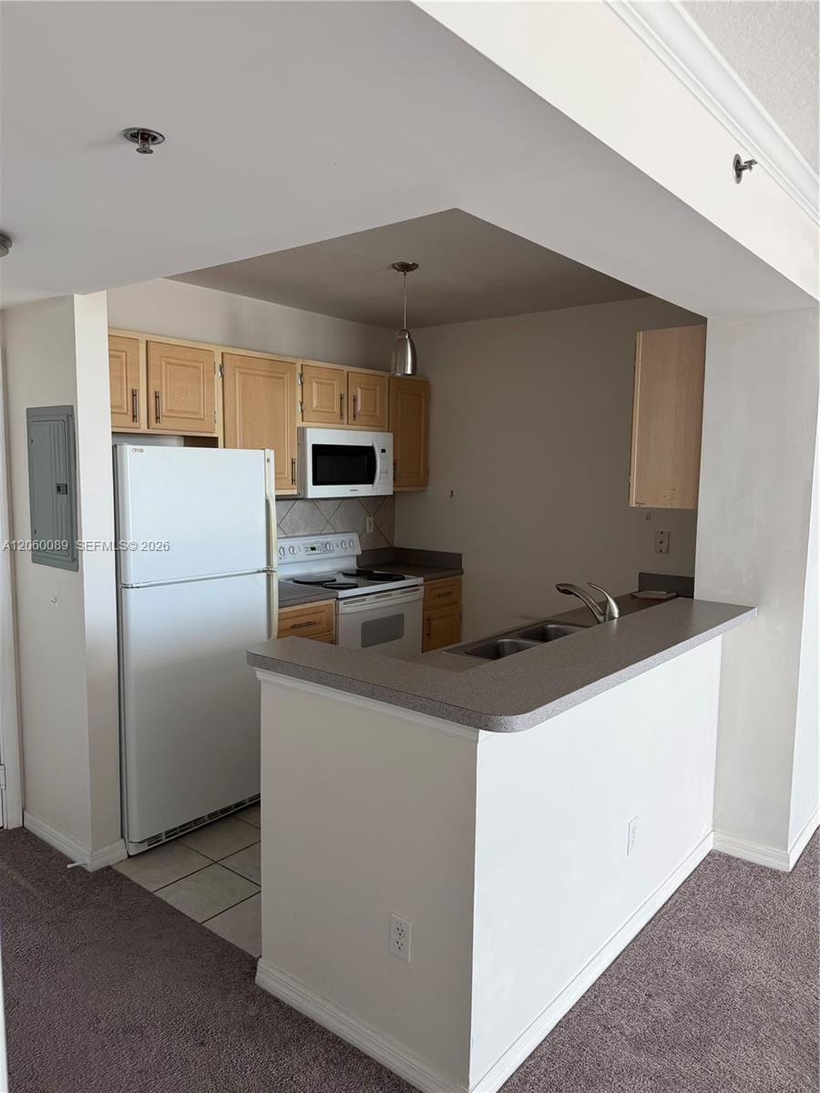 2665 SW 37th Avenue 813 — photo 6
