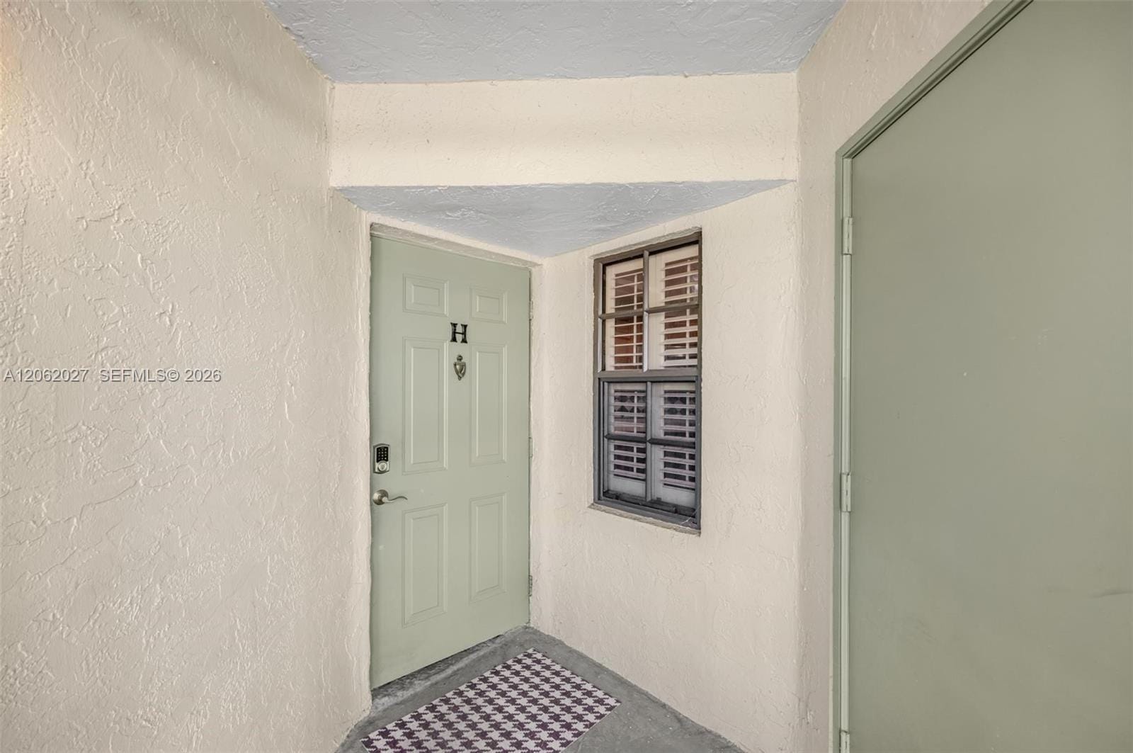 1453 S Liberty Avenue 1453H — photo 5