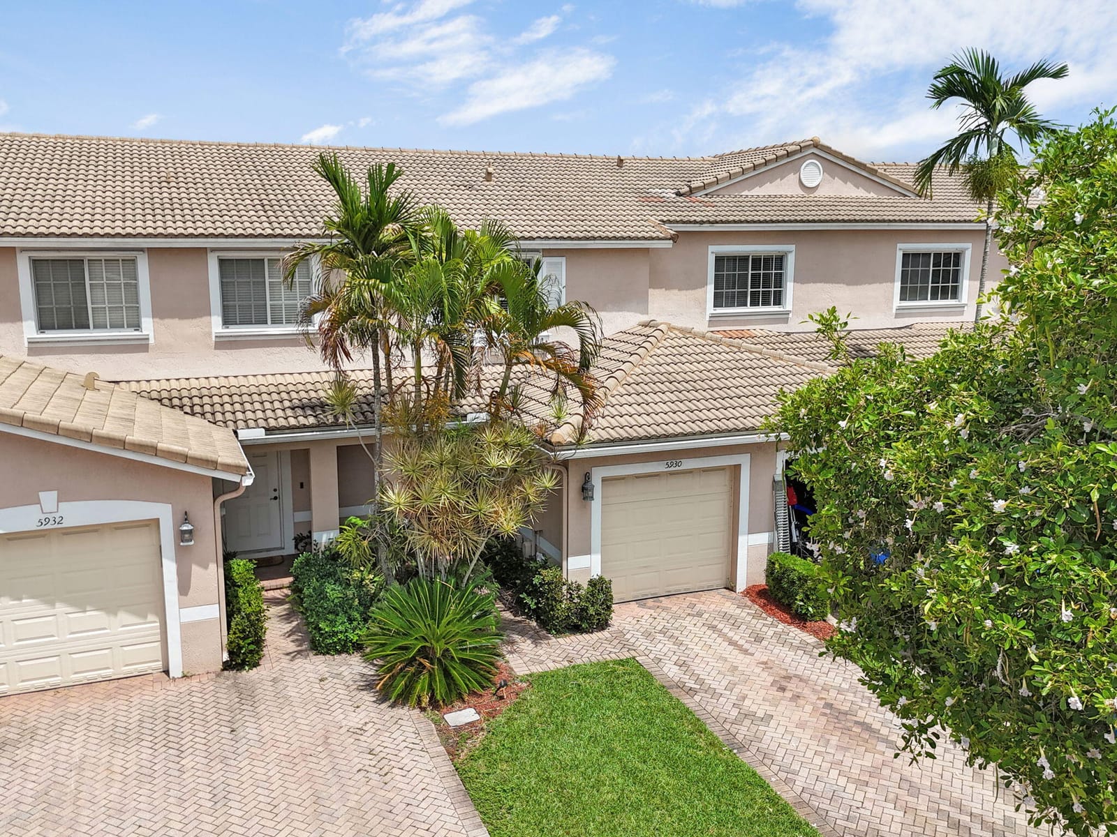 5930 ROYAL Way, Tamarac, FL 33321 photo 21