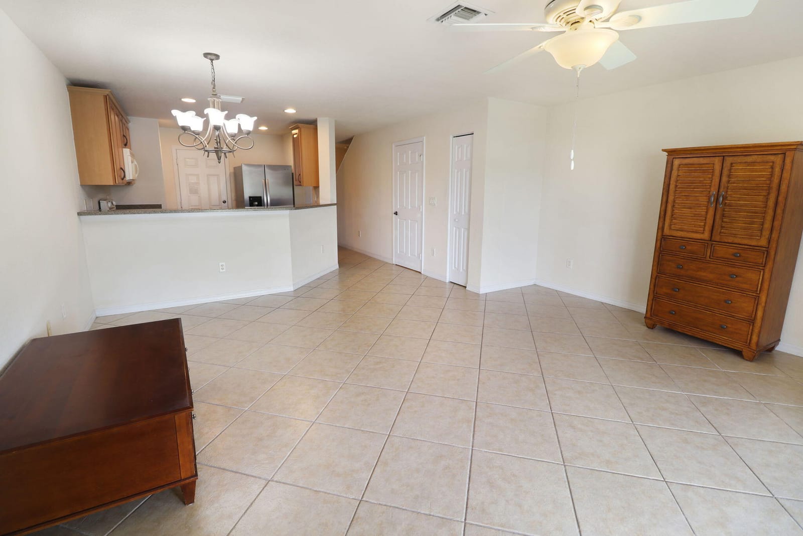 5930 ROYAL Way — photo 8