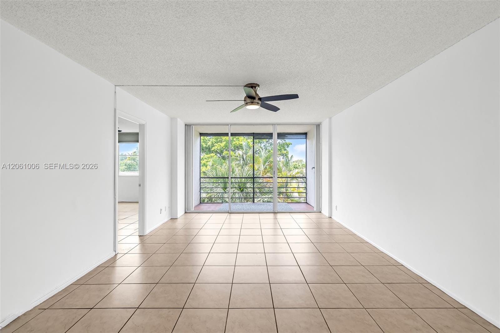 112 Royal Park Drive 3A — photo 3