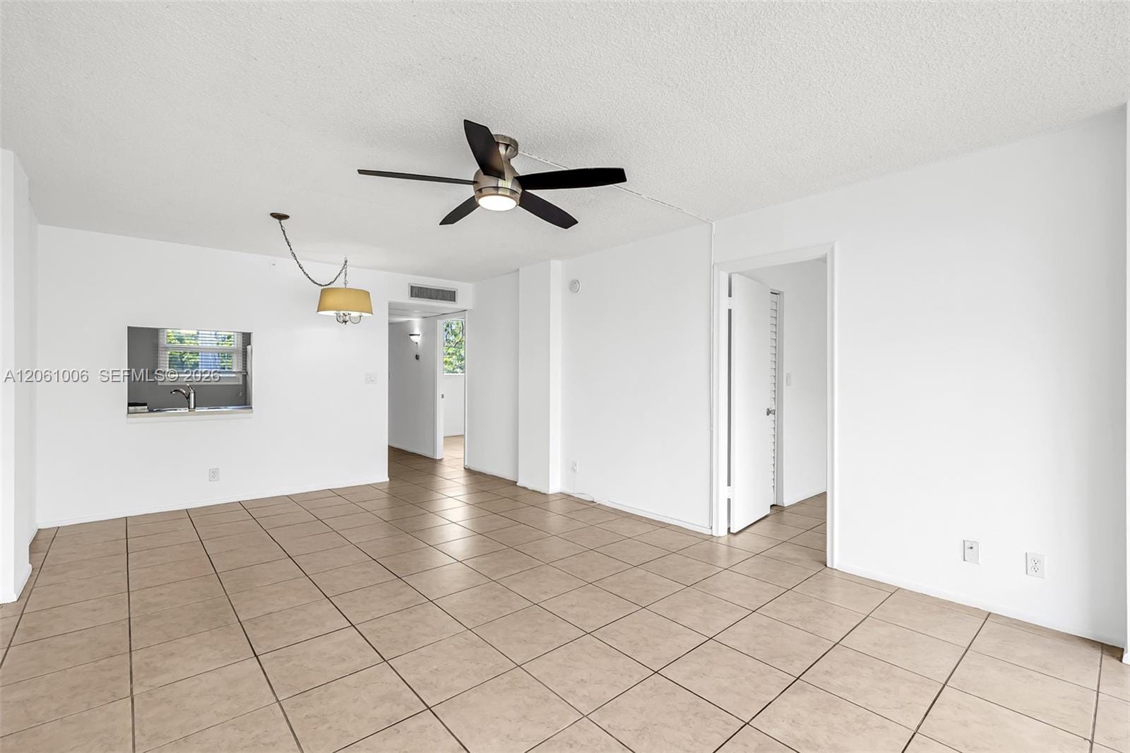 112 Royal Park Drive 3A — photo 7