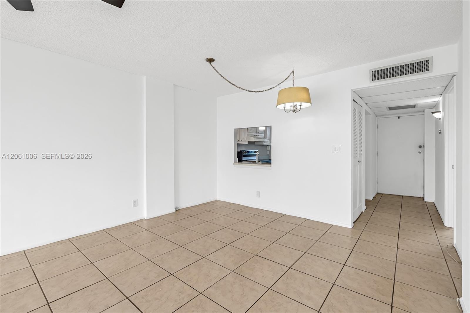 112 Royal Park Drive 3A — photo 8