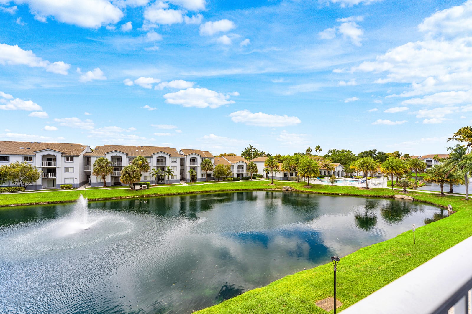 2620 S University Drive 308, Davie, FL 33328