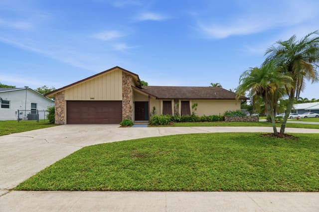 240 BOBWHITE Road, sold in Willows The First Add, Royal Palm Beach, FL
