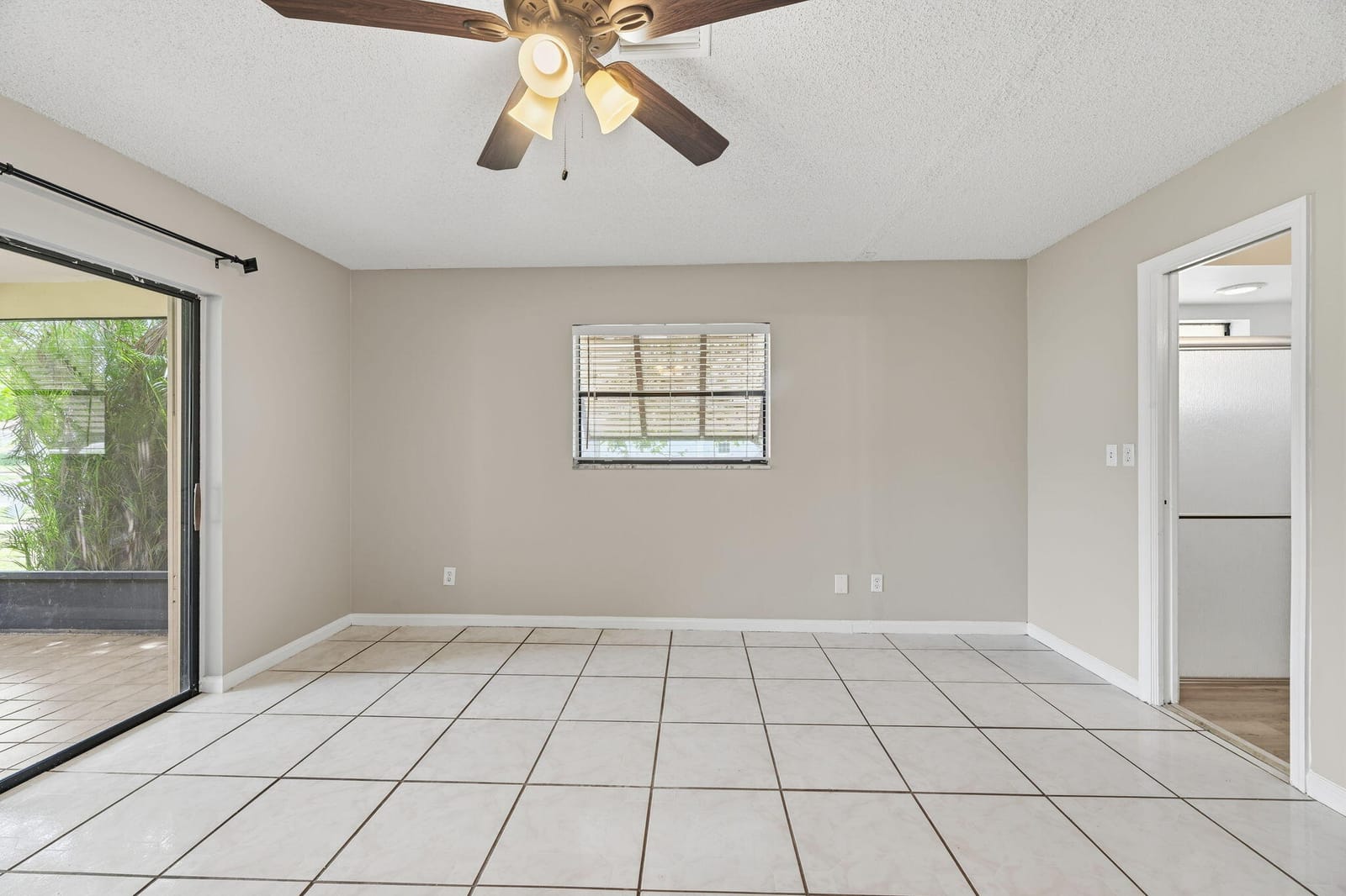 240 BOBWHITE Road — photo 7