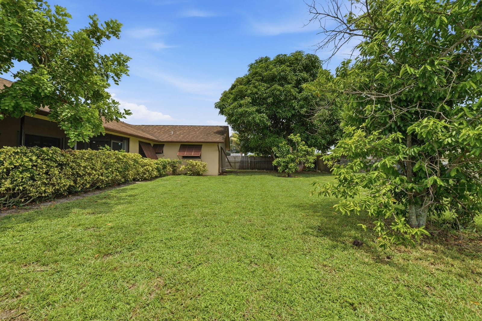 240 BOBWHITE Road, Royal Palm Beach, FL 33411 photo 21