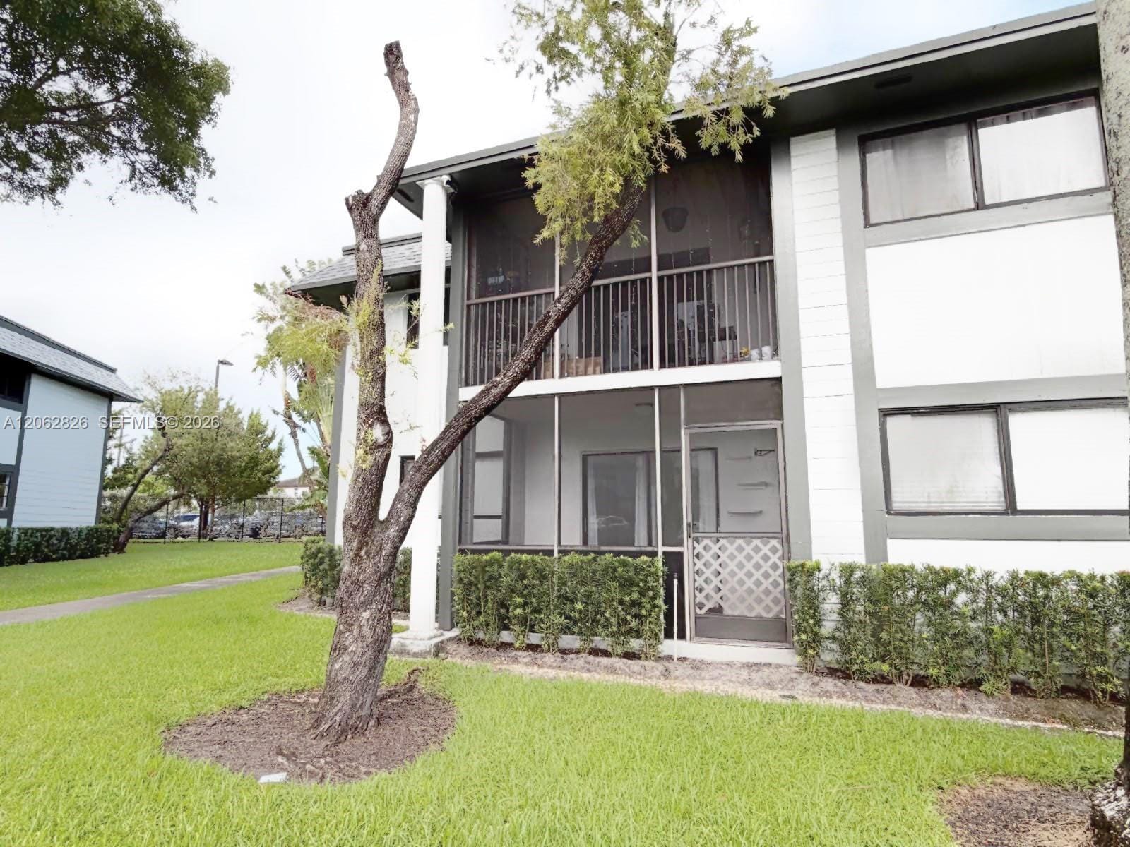 20681 NE 4th Place 101, Miami, FL 33179 photo 13