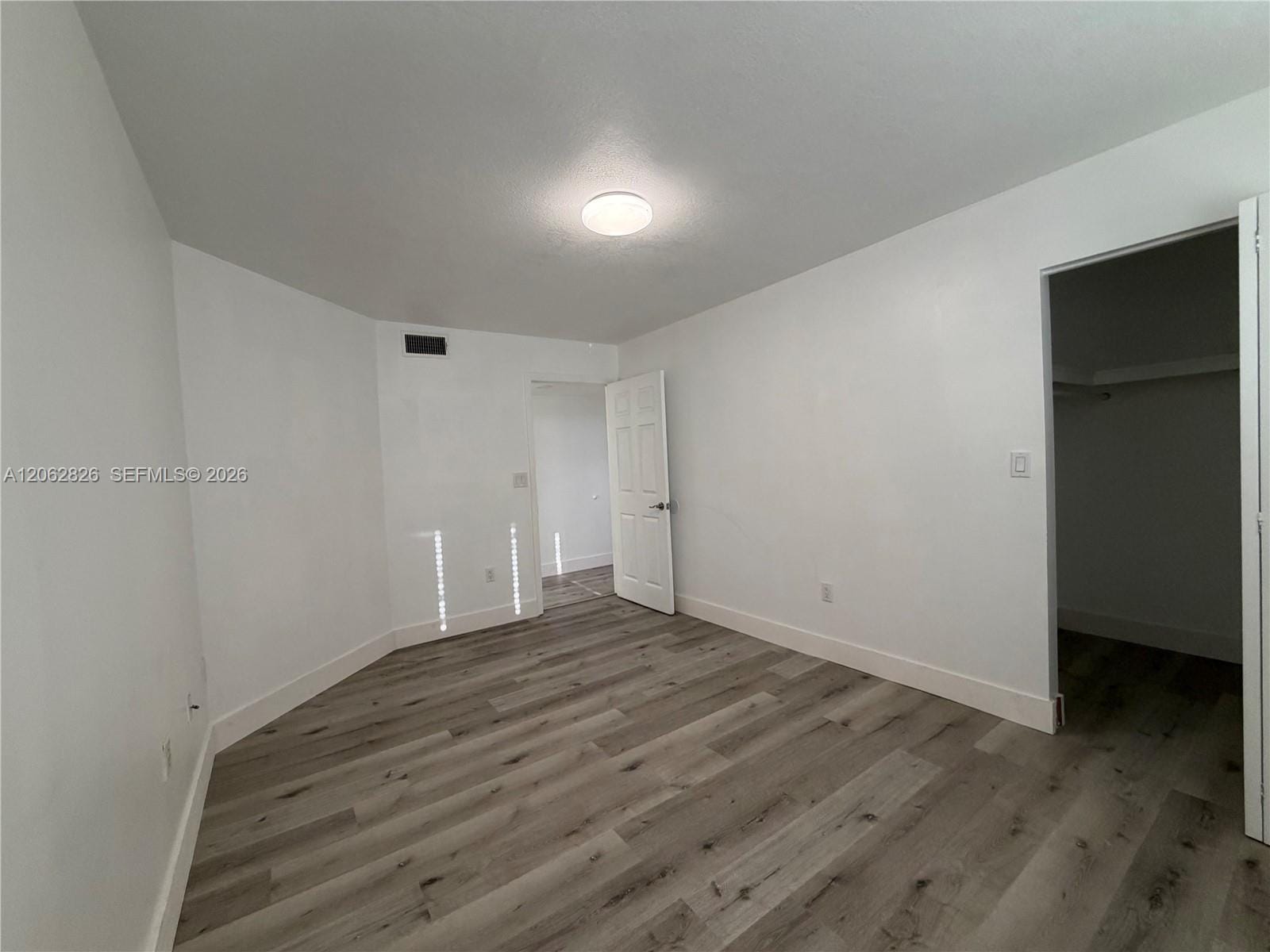 20681 NE 4th Place 101 — photo 5