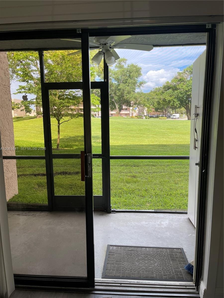 10434 Sunrise Lakes Boulevard 107, Sunrise, FL 33322 photo 15