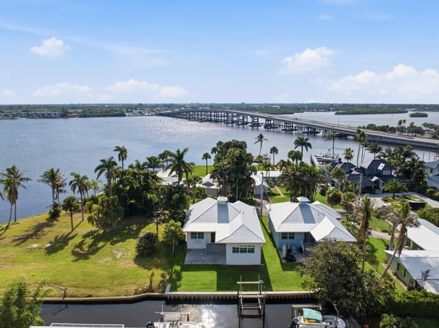 2534 SW CONCH COVE Lane, Cleveland, Palm City, FL