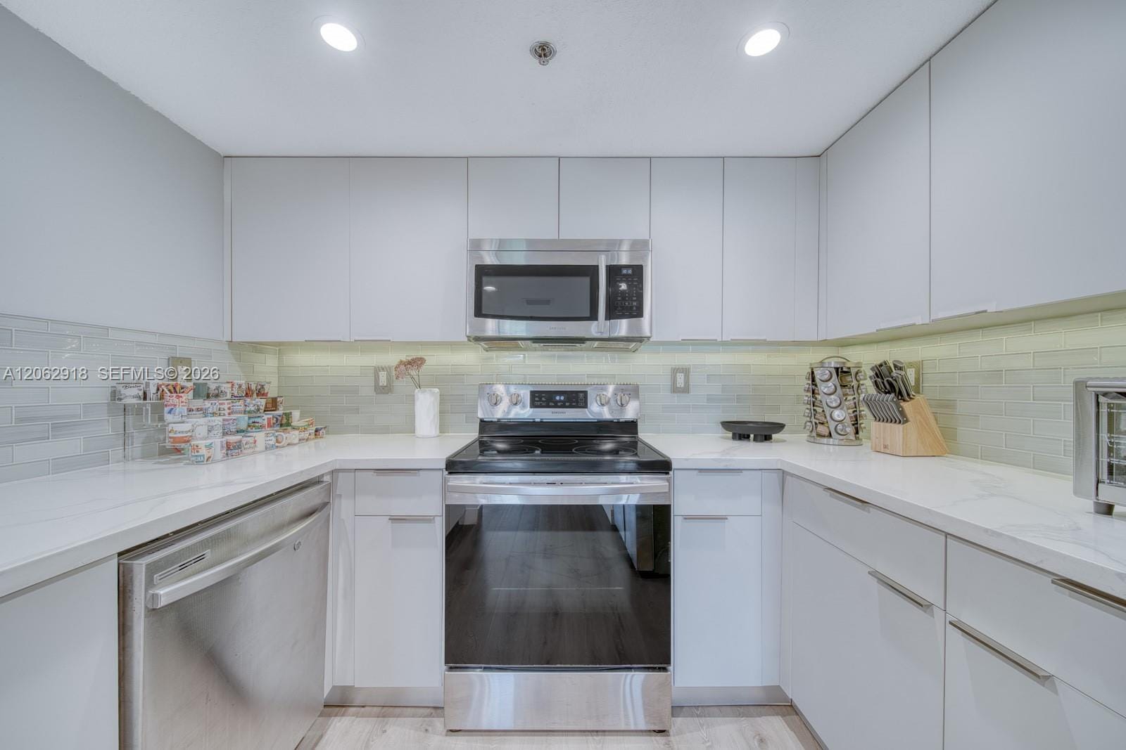 1650 Coral Way 510 — photo 7