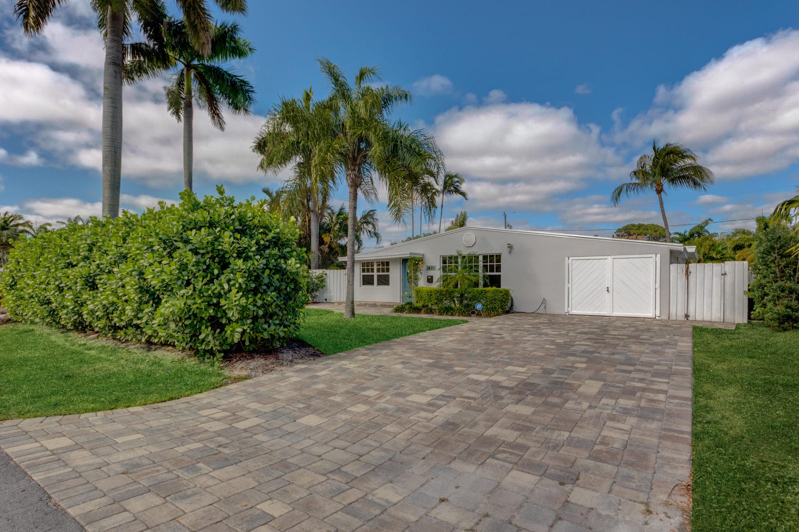 1621 NE 17TH Way, Fort Lauderdale, FL 33305 photo 4