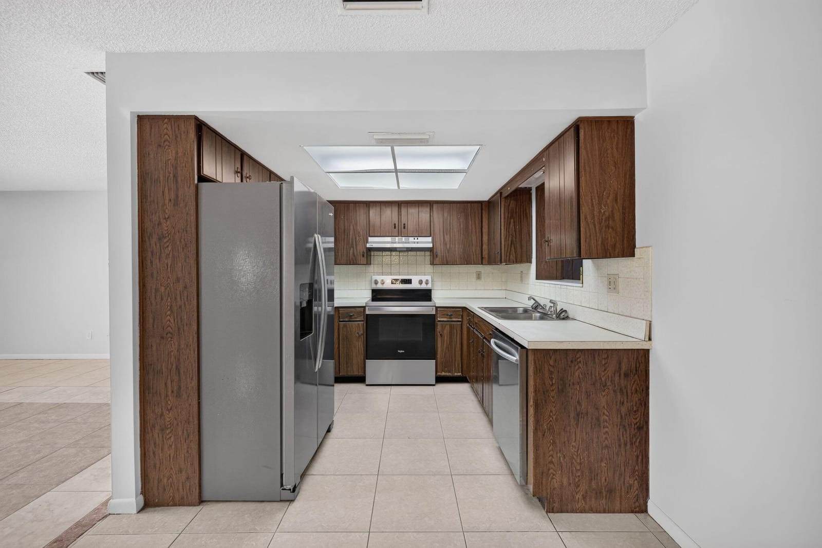 313 SE Atlas Terrace — photo 11