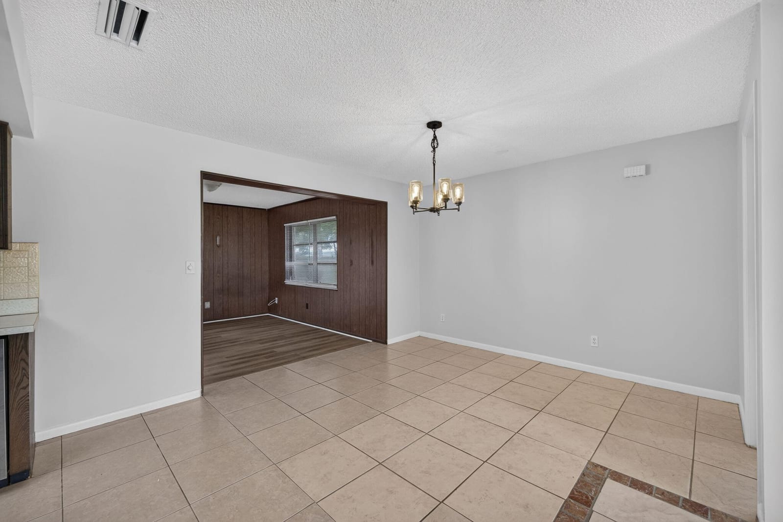 313 SE Atlas Terrace — photo 8