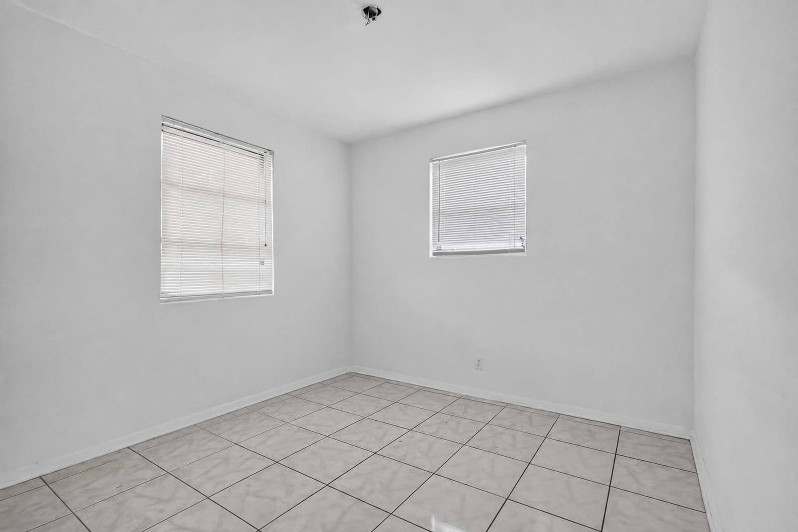 189 Morgans Way, Palm Springs, FL 33461 photo 18