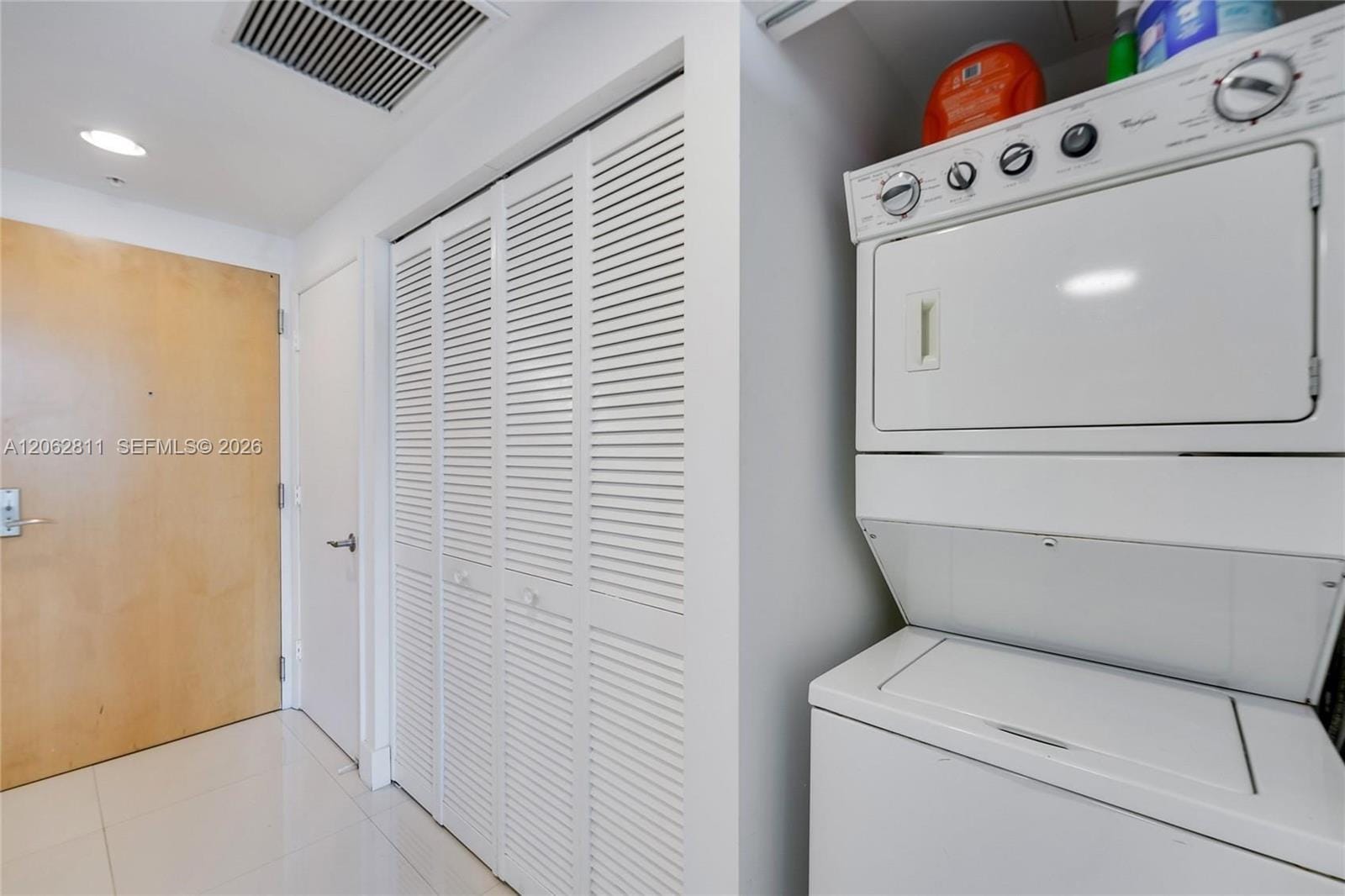 244 Biscayne Boulevard 644, Miami, FL 33132 photo 13