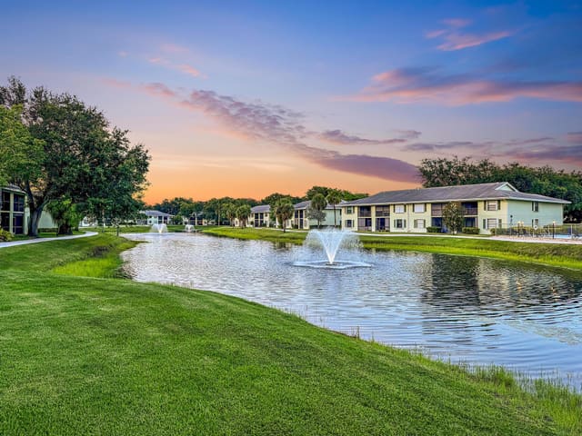 1901 Sabal Ridge Court D, sold in Sabal Ridge Condo, Palm Beach Gardens, FL