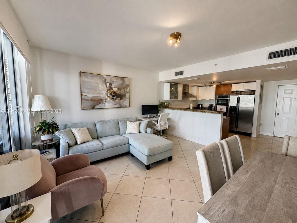 170 SE 14th Street 2007, Miami, FL 33131 photo 3