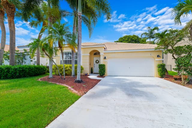 7936 AMBLESIDE Way, sold in Smith Dairy West Pud 6, Lake Worth, FL