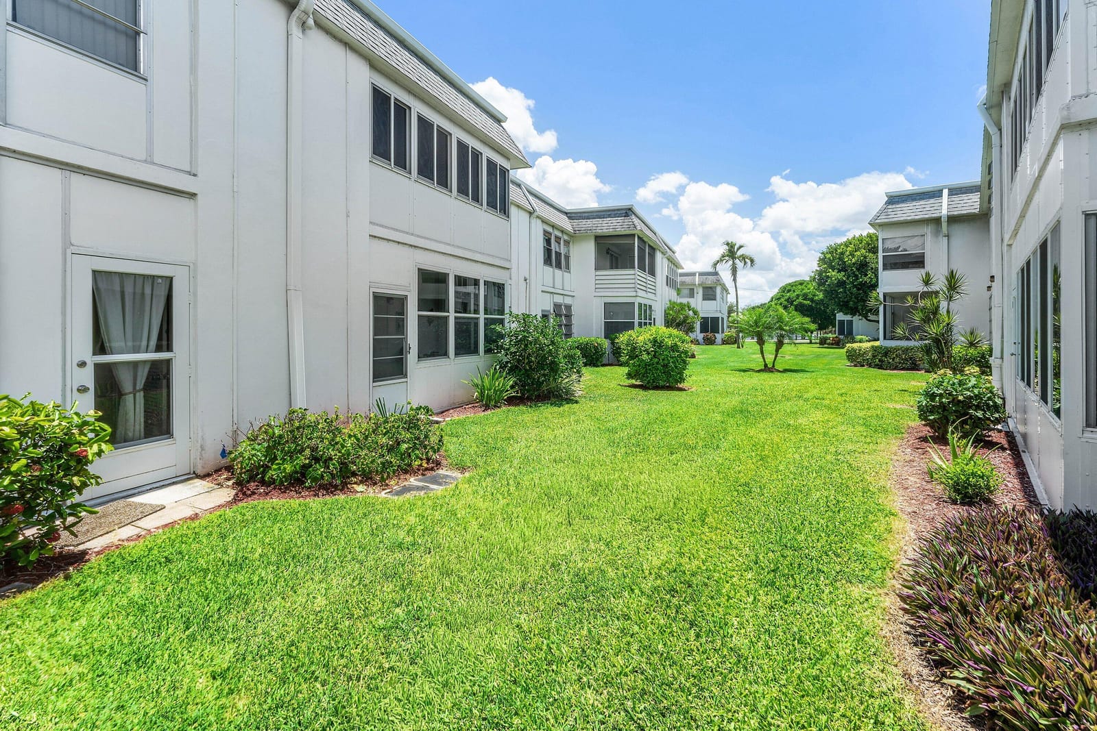 3120 LAKE OSBORNE Drive Bldg 7 Apt106, Lake Worth Beach, FL 33461 photo 21