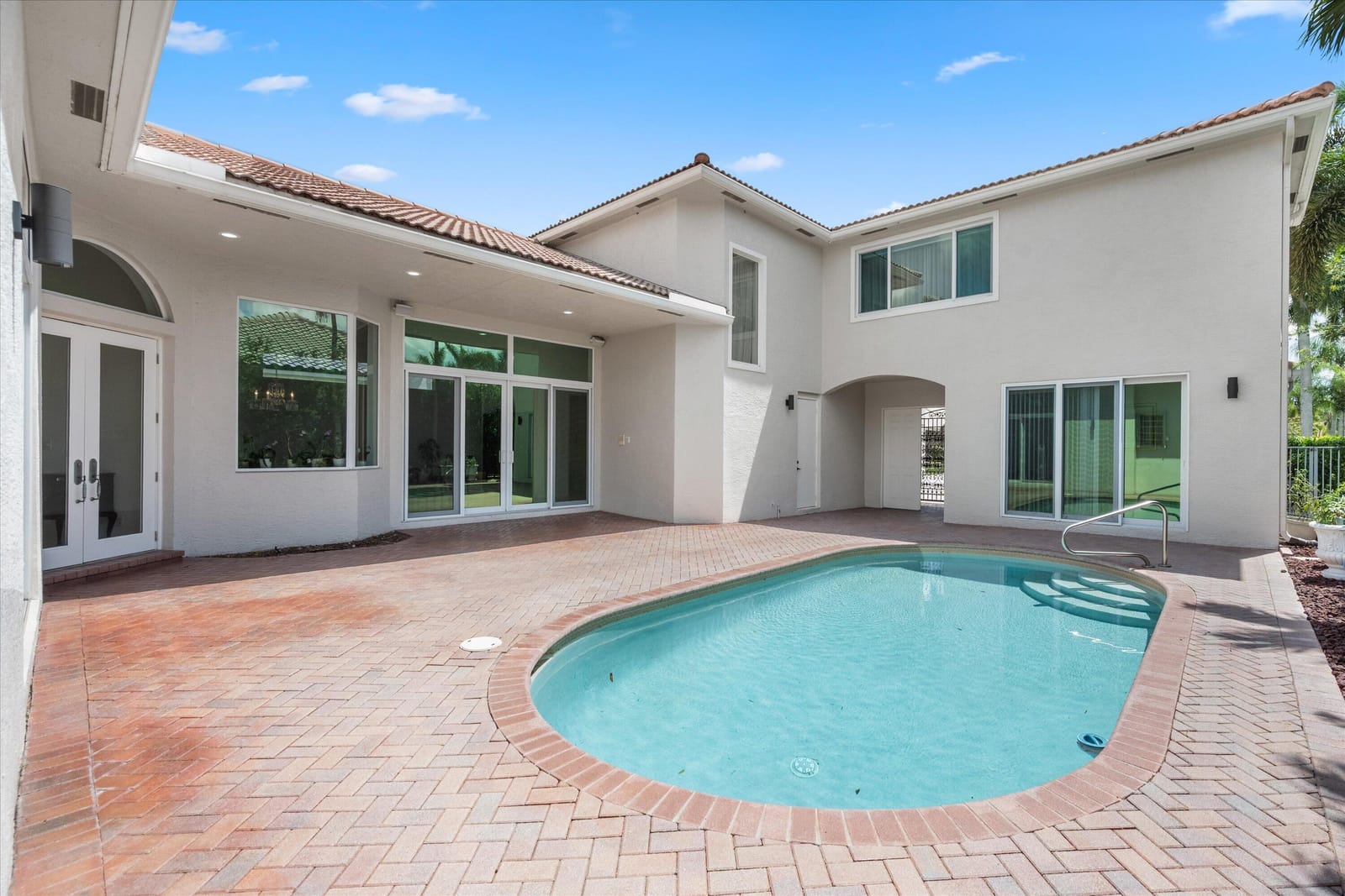 18644 Ocean Mist Drive — photo 6