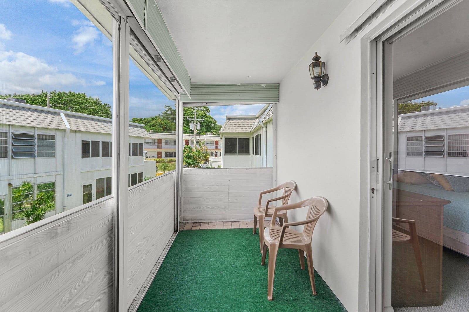 3160 LAKE OSBORNE Drive Bldg 6 Unit 206, Lake Worth Beach, FL 33461 photo 14