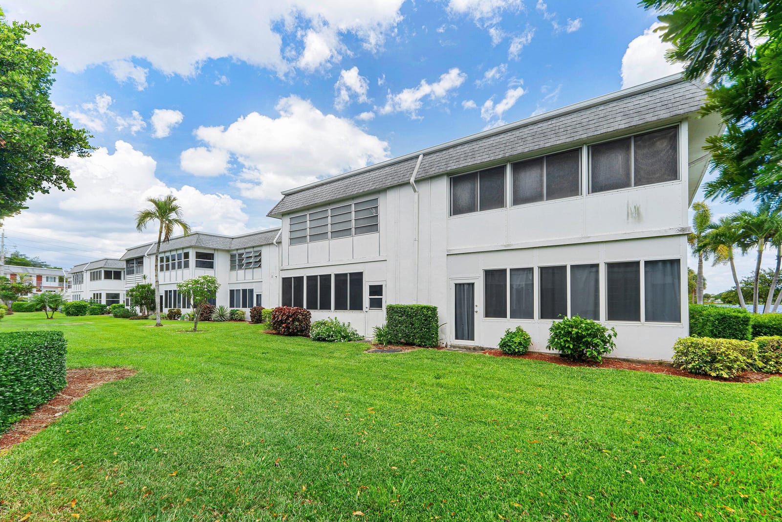 3160 LAKE OSBORNE Drive Bldg 6 Unit 206, Lake Worth Beach, FL 33461 photo 17