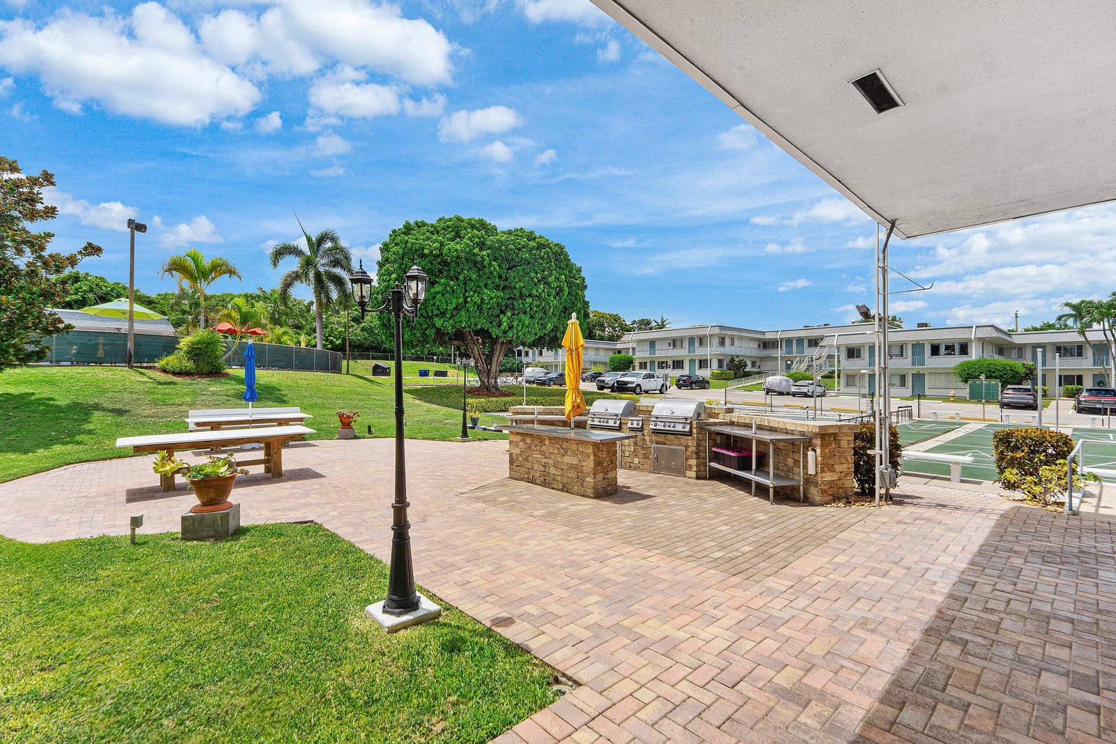 3160 LAKE OSBORNE Drive Bldg 6 Unit 206, Lake Worth Beach, FL 33461 photo 25