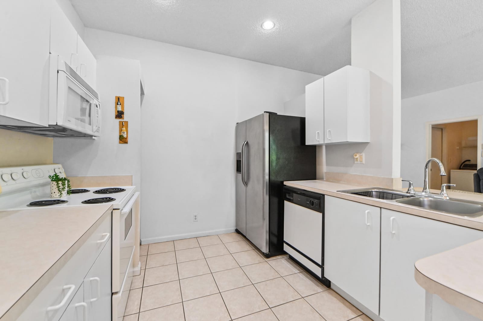1308 Fishers Place — photo 12