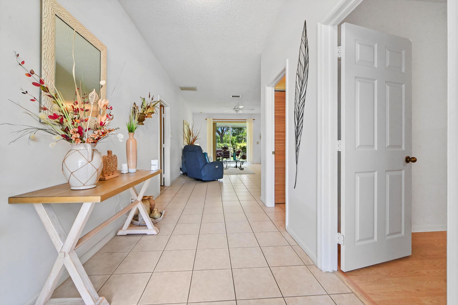 1308 Fishers Place — photo 3