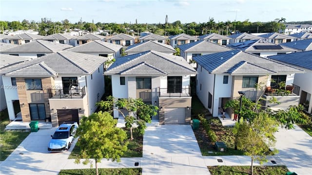 1163 NW 2nd Street, Florida City, FL 33034