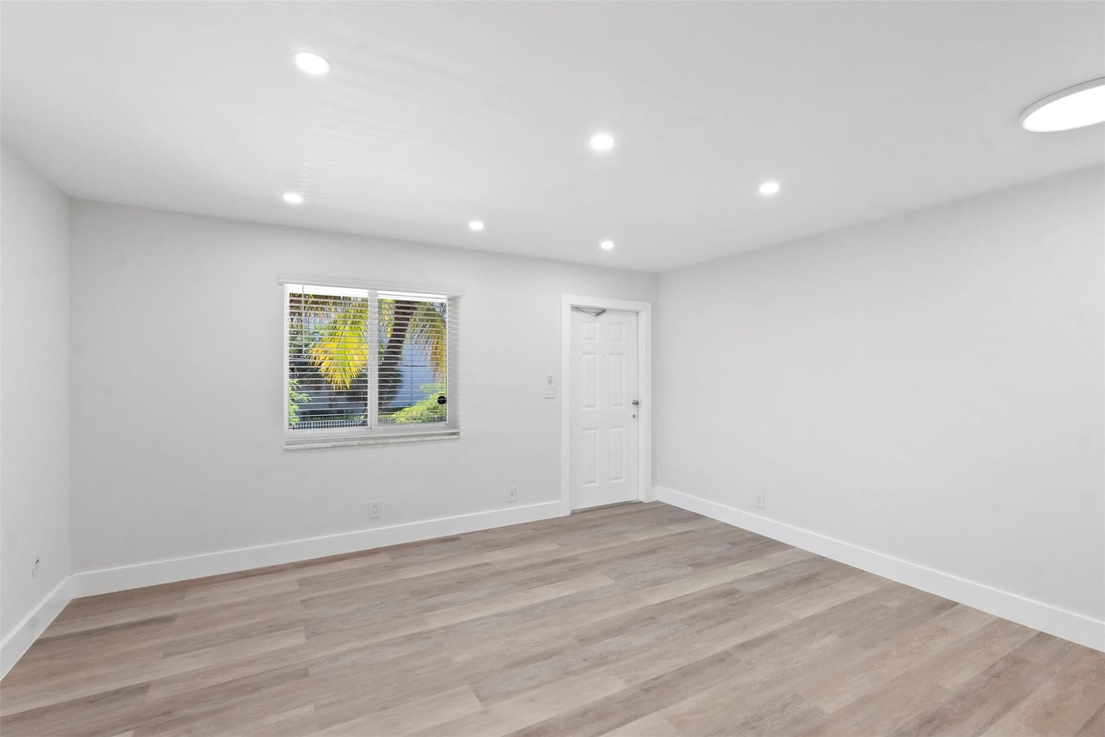 1101 NE 18th Avenue 1 — photo 11