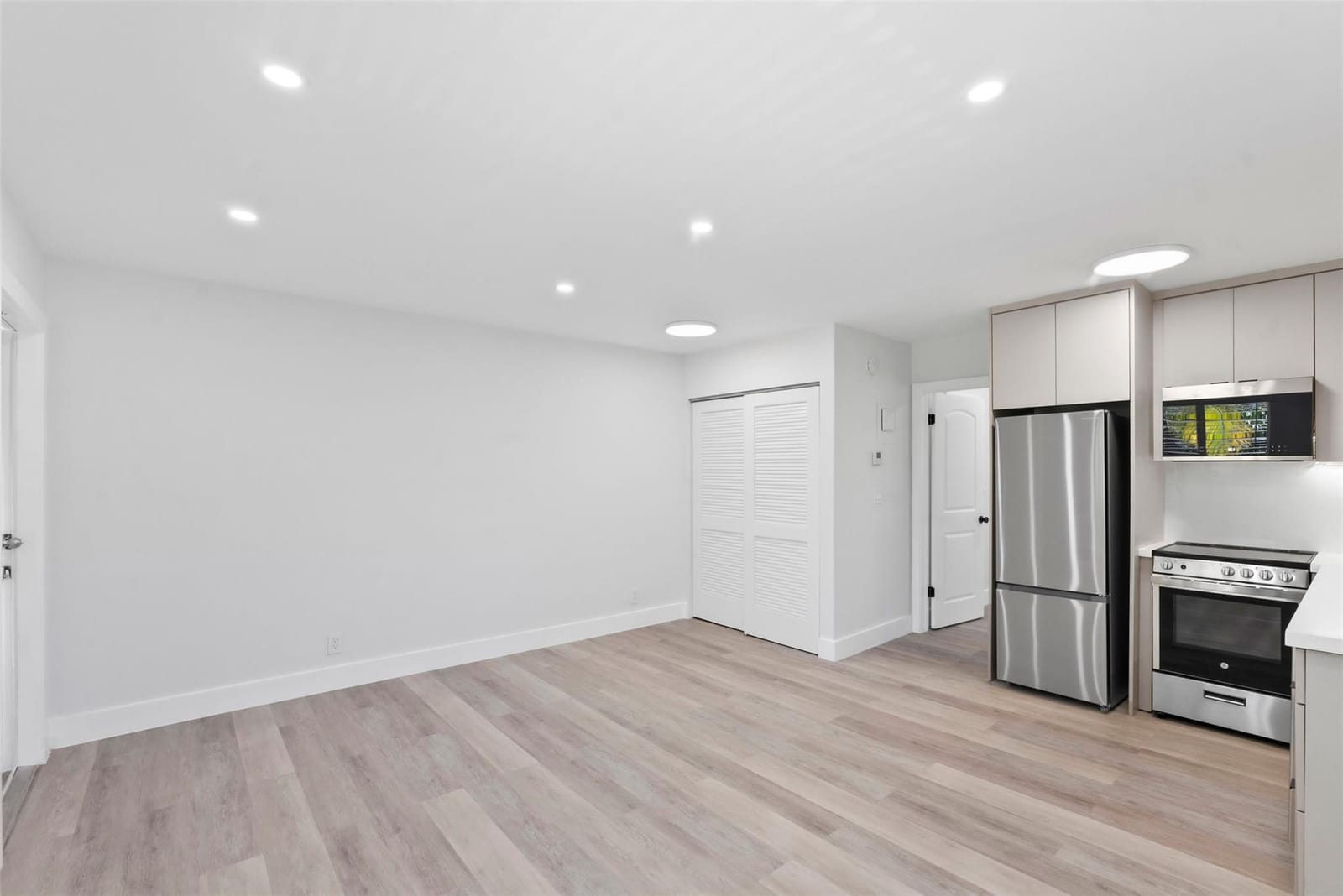 1101 NE 18th Avenue 1 — photo 5
