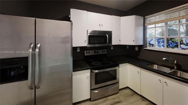 2084 NE 167th Street 2-102, North Miami Beach, FL 33162