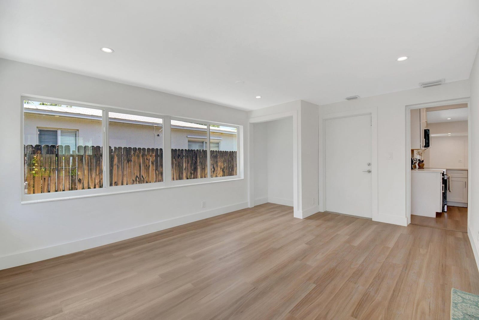 420 SW 13TH Street — photo 10