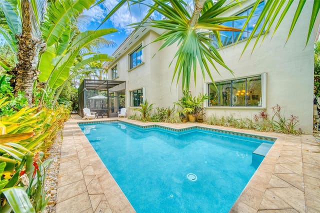 7601 SW 187th Street, Cutler Cay, Cutler Bay, FL