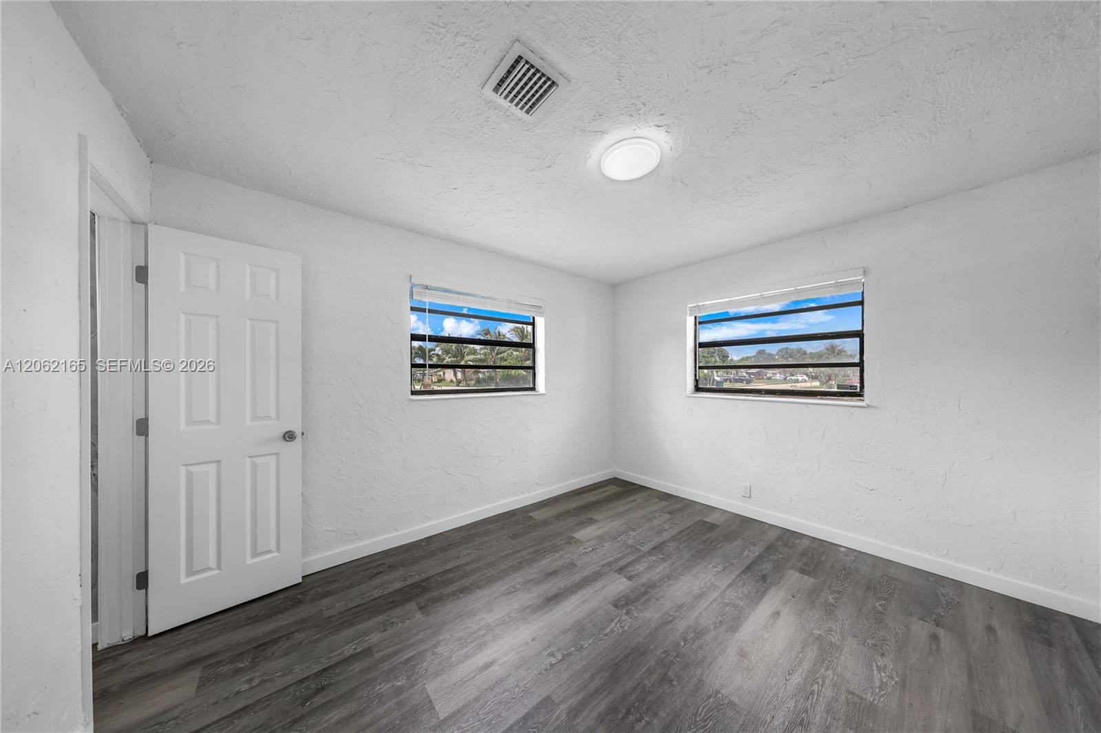 820 NW 38th Avenue — photo 11
