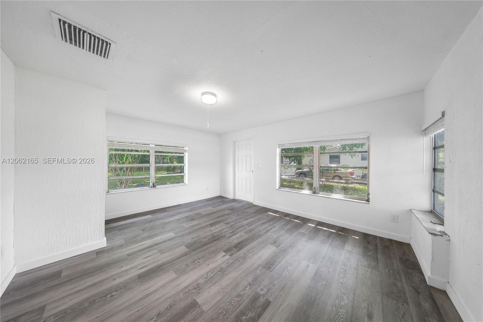 820 NW 38th Avenue — photo 8