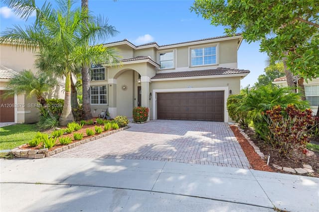 16745 NW 12th Court, Lakes Of Western Pines Re, Pembroke Pines, FL