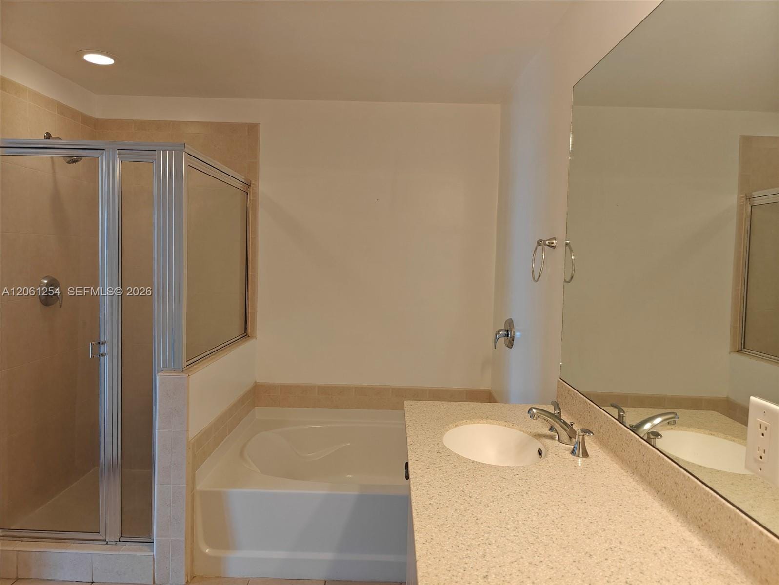 3340 NE 190th Street 1304 — photo 10