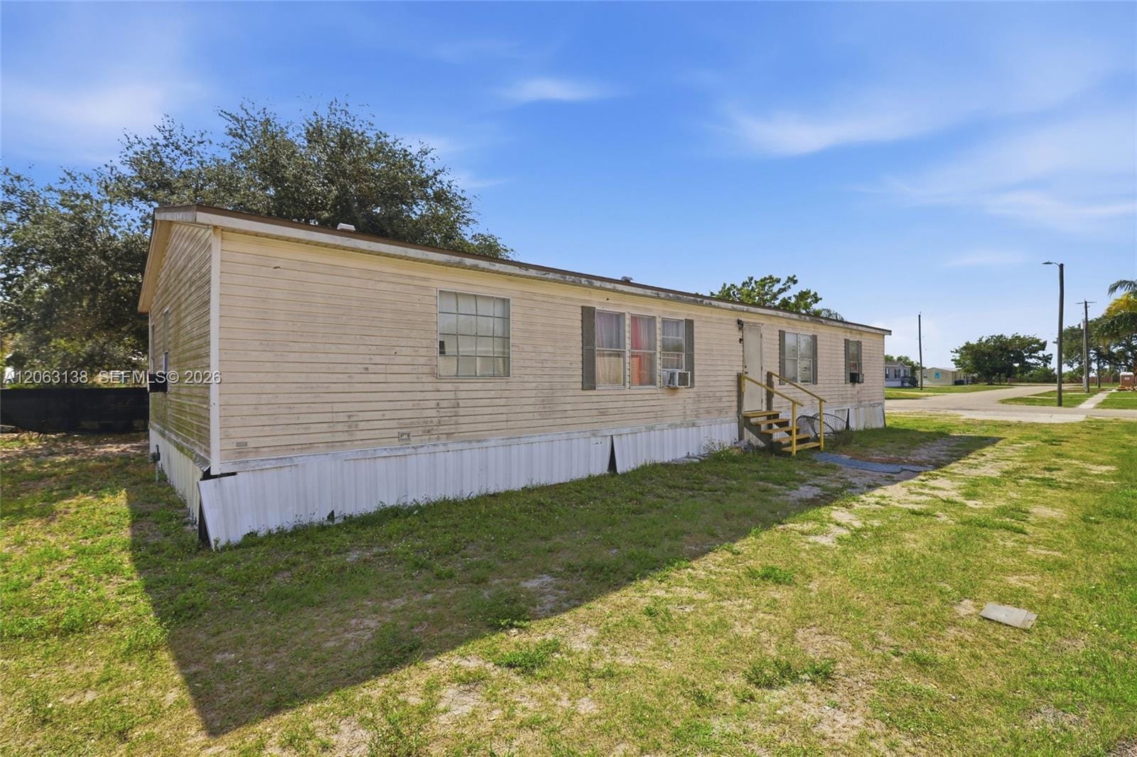 741 Alabama Avenue, Clewiston, FL 33440 photo 2