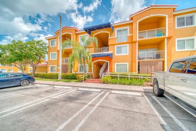 21130 SW 87th Avenue 304, sold in ZIP 33189, Cutler Bay, FL