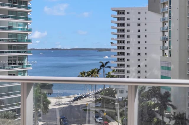 1300 Brickell Bay Drive 903, Miami, FL 33131