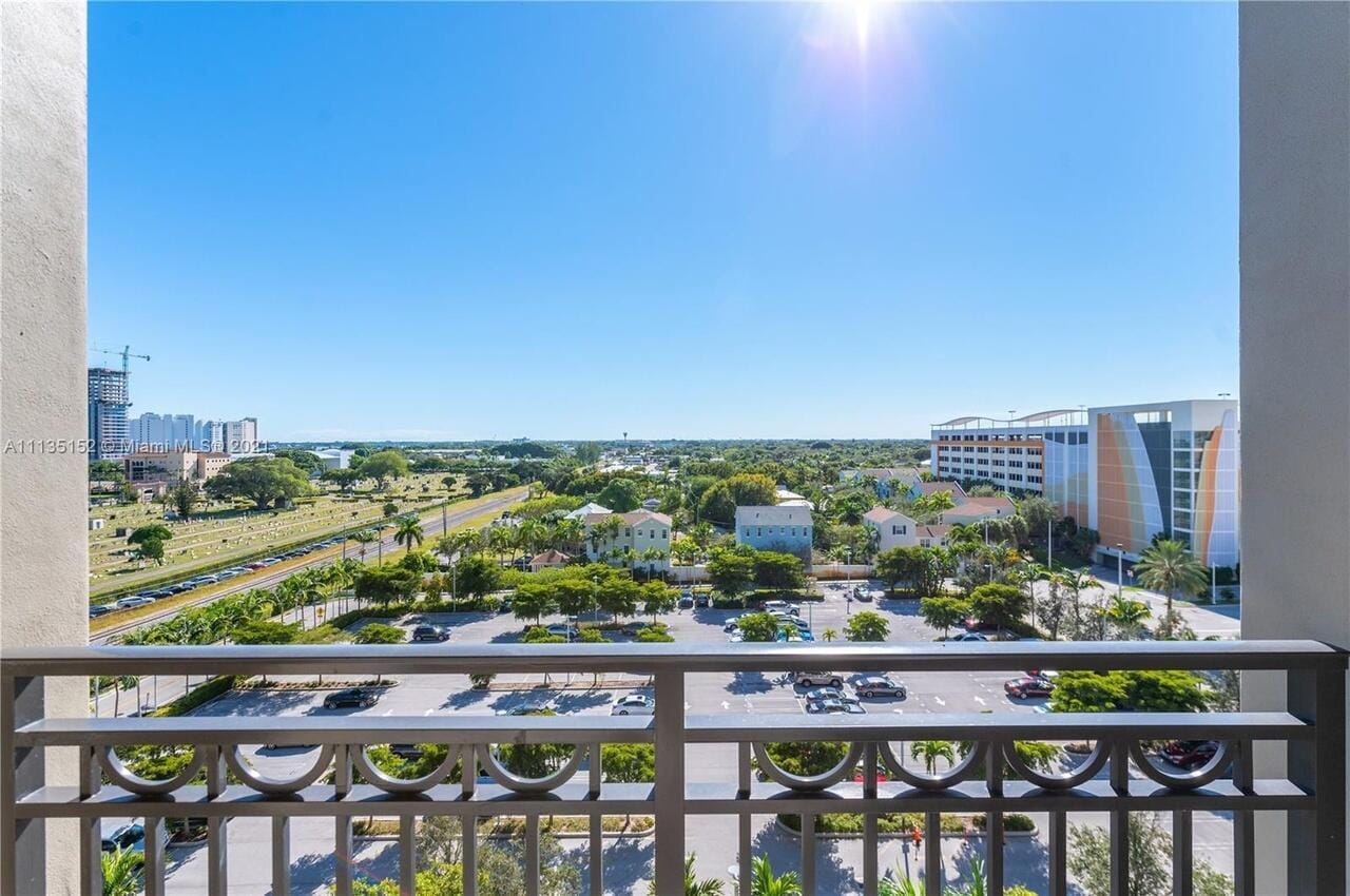 550 OKEECHOBEE Boulevard 825 — photo 12