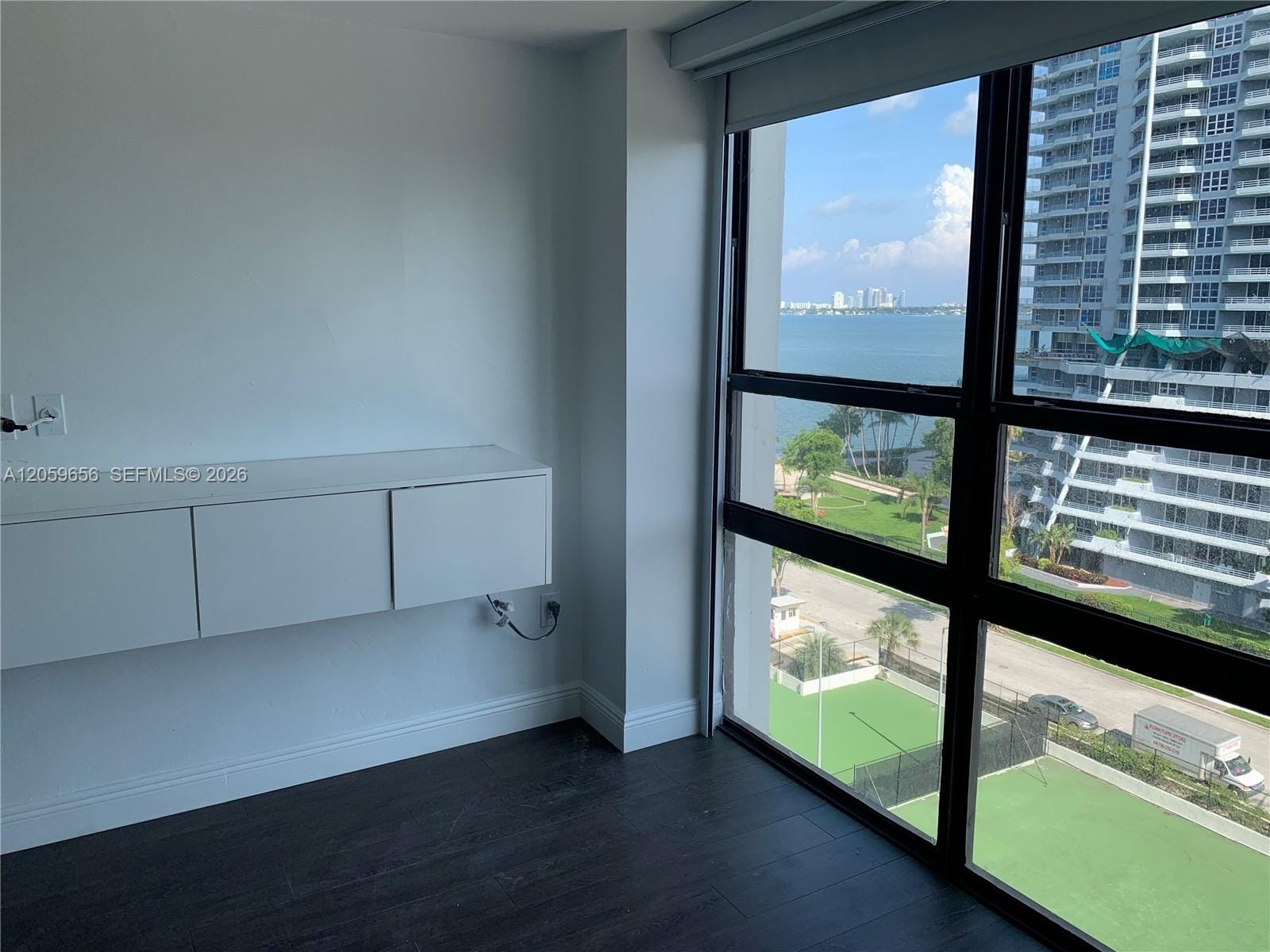 600 NE 36th Street 1017, Miami, FL 33137 photo 15