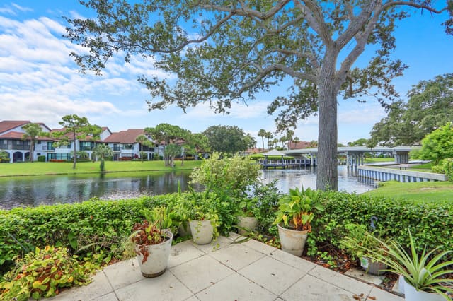 16000 W Bay Drive 158, Jonathan's Landing, Jupiter, FL