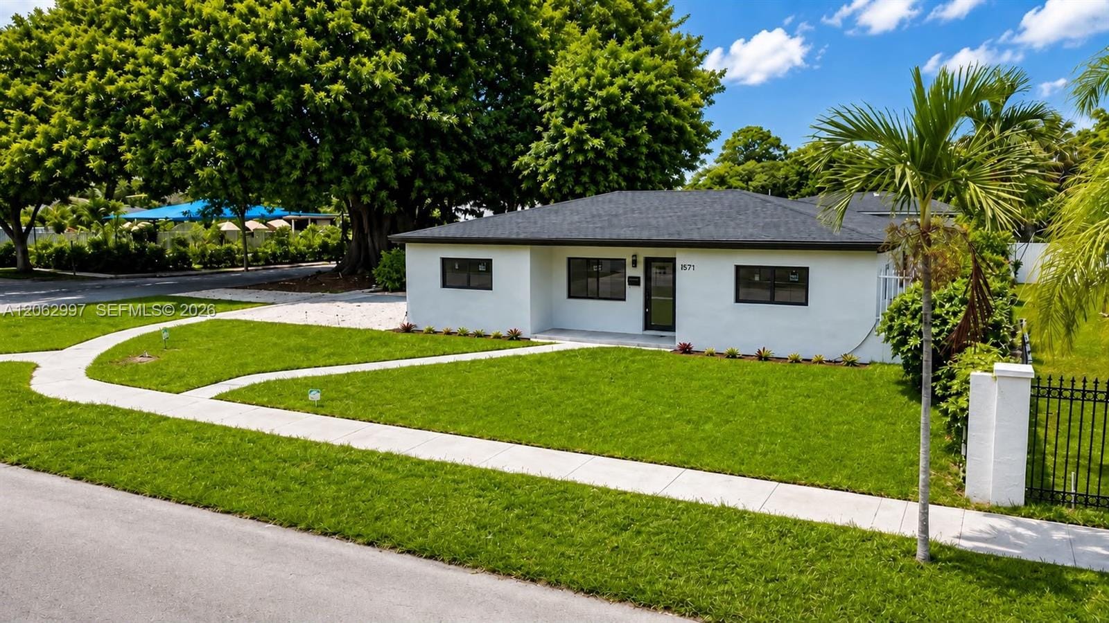 1571 NW 132nd Street — photo 3