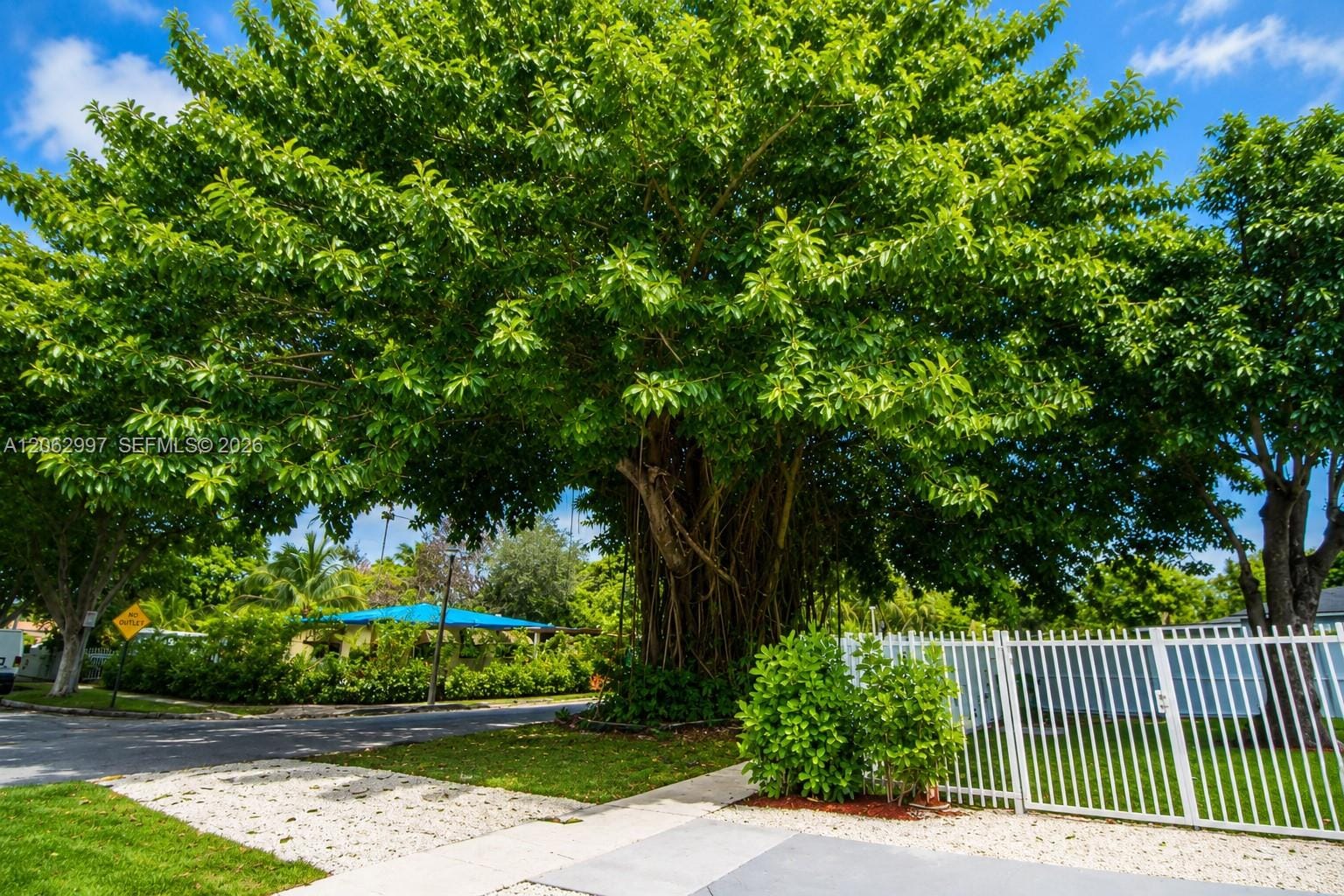 1571 NW 132nd Street, Miami, FL 33167 photo 30